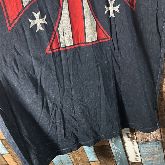 Archaic Men's Black Skull Graphic Tee - Picture 14 of 14